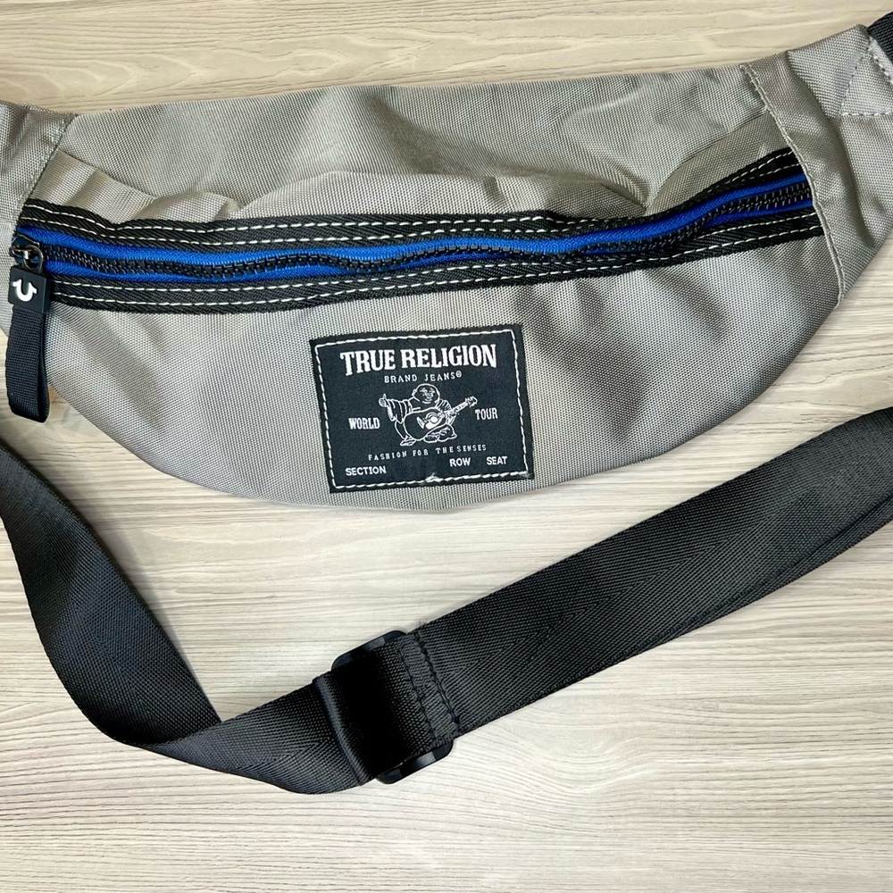 True Religion Gray Belt Bag Fanny Pack Crossbody Slinger Style